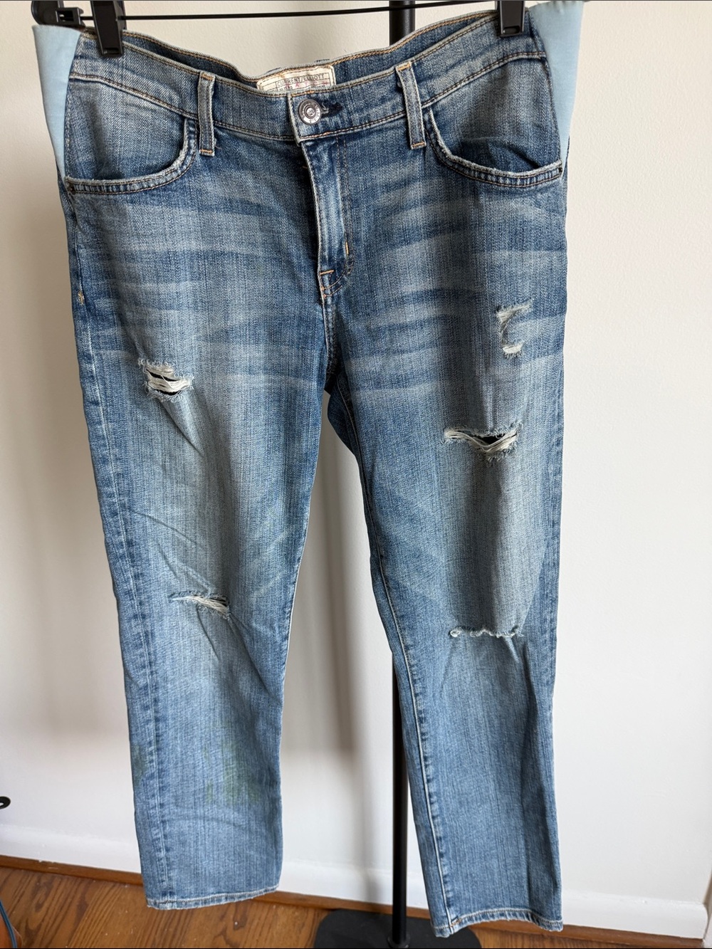 Current/Elliott x HATCH The Boyfriend Maternity Jeans Size 27 Distressed